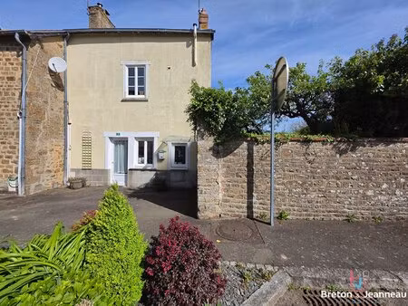 maison de bourg à proximité de lassay-les-châteaux