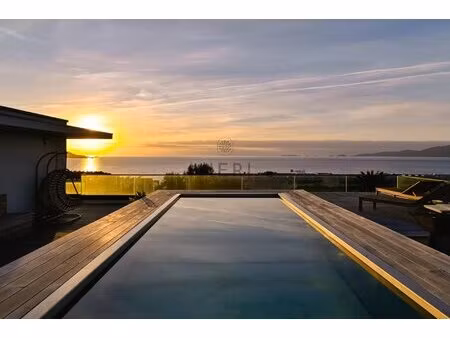 penthouse livia // en bord de mer