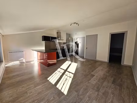 vente appartement 2 pièces 42 m² à le puy-en-velay (43000)  79 500 €