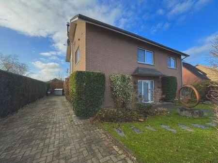 maison à vendre à rue du corso 6 hergenrath (vbe24660)