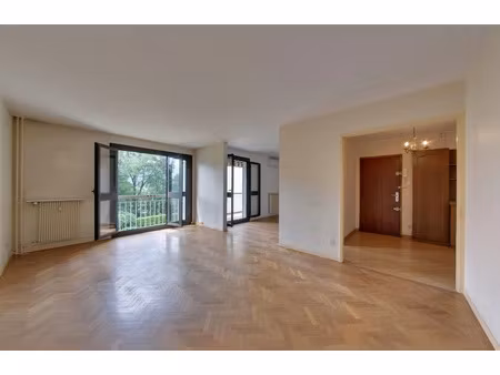 vente appartement 5 pièces 101.8 m² à grenoble (38000)  138 000 €