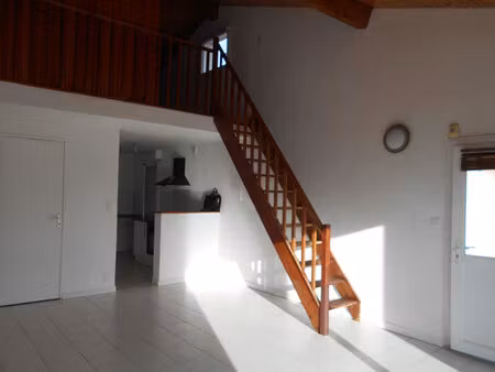 maison 3 pièces en duplex avec garage et jardin