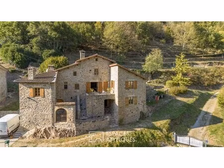 ancienne ferme en pierre rénovée typique proche de vals les bains