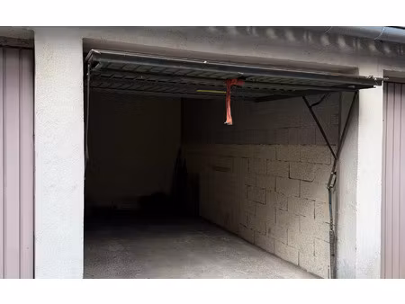 stationnement saint-étienne 13 m² t- à vendre  9 500 €