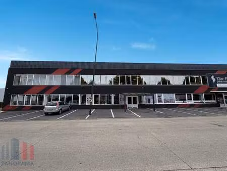 uitstekend bereikbaar kantoorruimte van 400 m² vlakbij de...