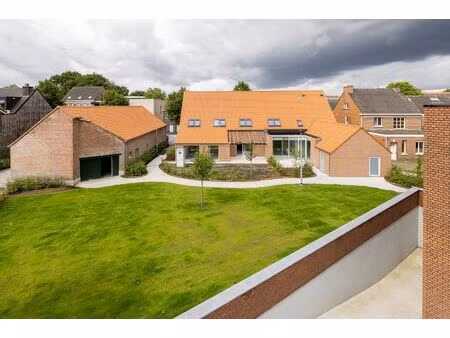 fermette à vendre à hoogstraatsesteenweg 18 rijkevorsel (rbv95098)
