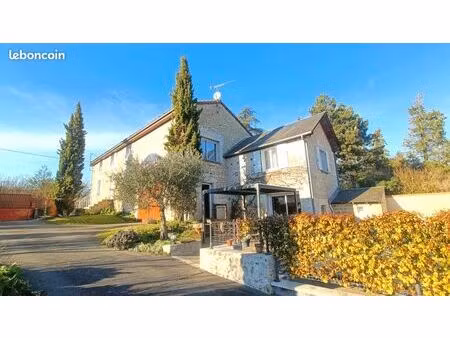 maison 7 pièces 180 m²