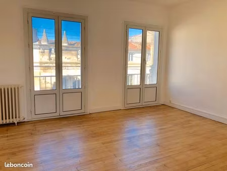 angoulême l'houmeau  proche quai de charente  gare et centre ville - bel appt de standing 