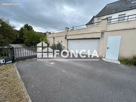 parking laon
