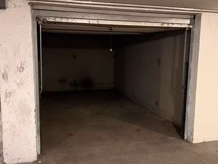 garage sécurisé 15m2