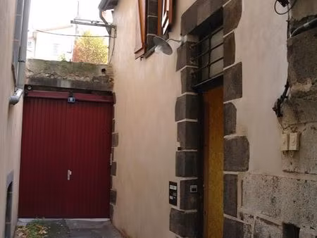 petite maison centre ville historique clermont fd