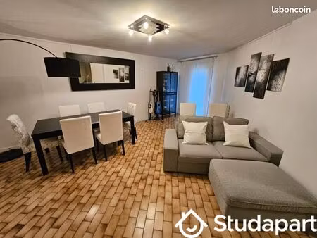chambre 1 pièce 12 m²