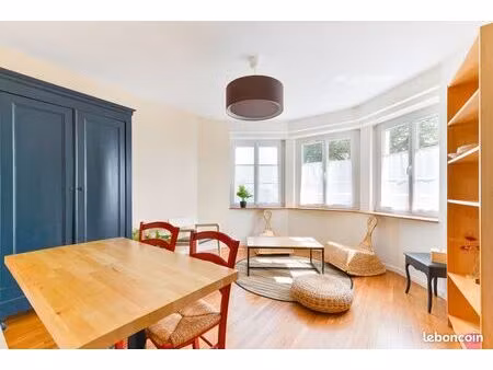 bel appartement meublé hypercentre de vallet