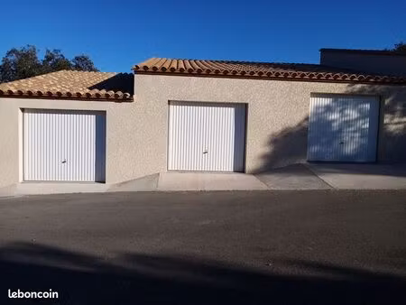 garage. 24 m2