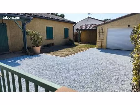 ? maison t4 105 m² – plain-pied – castelmayran – sans vis-à-vis