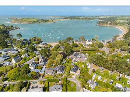 maison de luxe à vendre dans le quartier rotheneuf-le pont