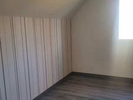 maison jumelée a coté de saintvit
