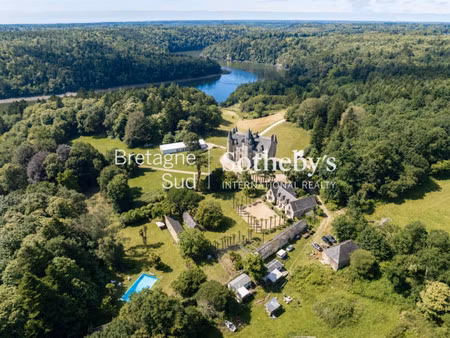 château à vendre à plomelin