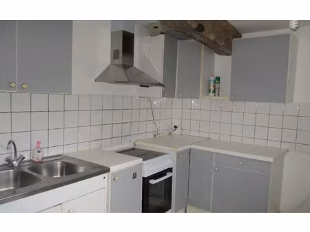 location appartement  95.27 m² t-3 à laon  500 €