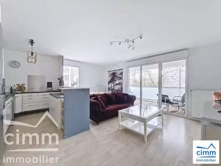 location appartement 4 pièces à saint-jacques-de-la-lande (35136) : à louer 4 pièces / 84m