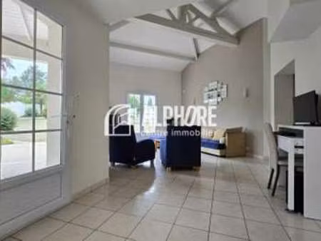 vente maison à saint-martin-des-noyers (85140) : à vendre / 165m² saint-martin-des-noyers