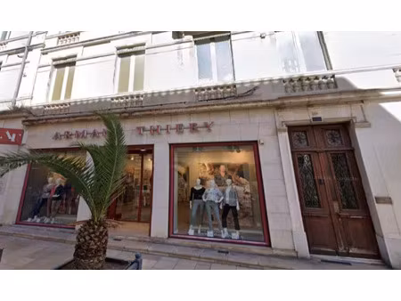 vente commerce 200 m² nîmes (30000)