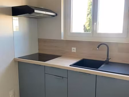 location appartement 2 pièces 30 m² à nîmes (30000)