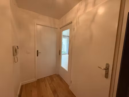 t3 de 55 23 m² avec balcon  box double et ascenseur – gagny  à 5 min de la gare