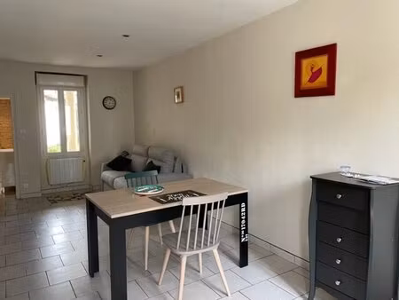 studio meuble