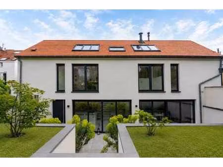 charmante maison rénovée en 2024 avec jardin