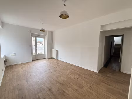 'charmante maison familiale t4 avec garage et jardinet au coe