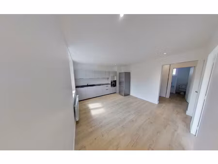location appartement  49.42 m² t-3 à gaillard  1 325 €