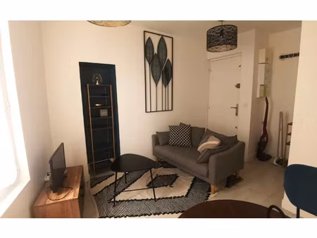 location appartement  22.42 m² t-2 à melun  705 €