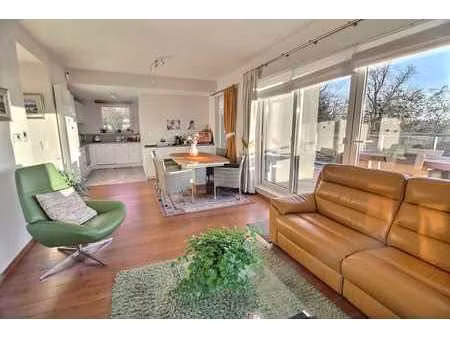 appartement 3 chambres  magnifiques terrasses  peb b