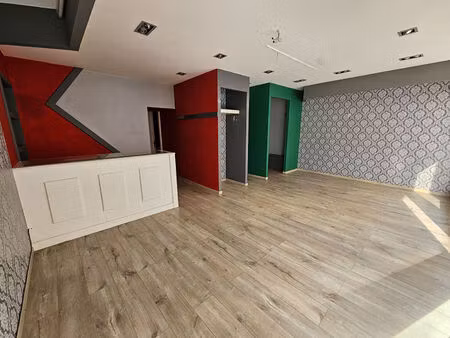 boutique pont de beauvoisin - 50 m2