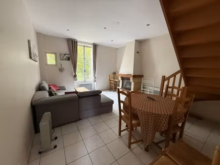 maison d'habitation de 77m² à maisoncelles en brie centre ville