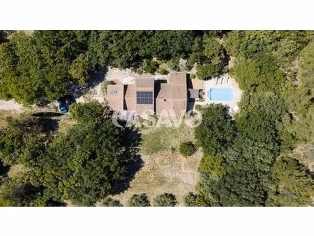 vente maison 5 pièces de 137m² - 84360 mérindol