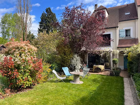 maison guyancourt 6 pièce(s) 131 m2