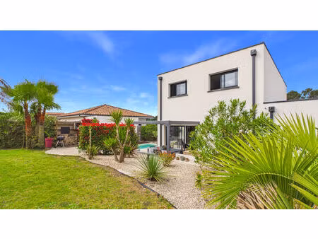 villa contemporaine et familiale aux prestations de standing