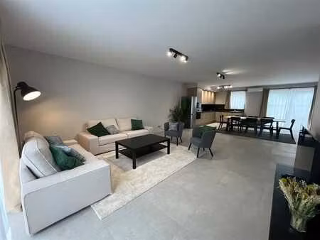 triplex de standing 3 chambres meublées avec balcon et parki
