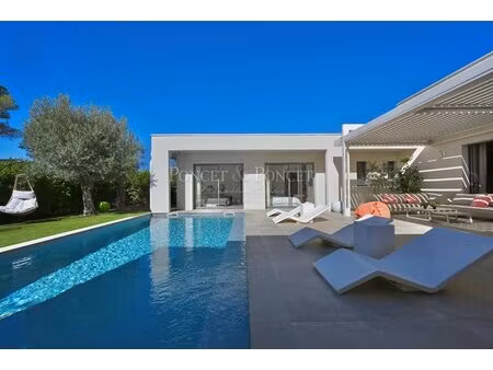 villa contemporaine de plain-pied pic saint-loup.