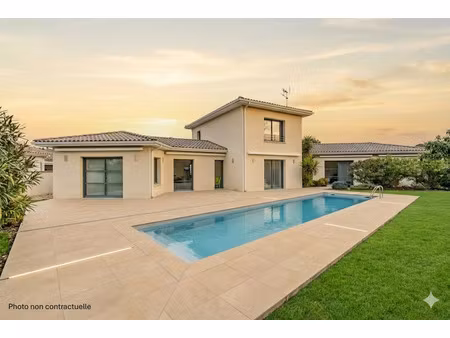 vente maison 5 pièces 178 m² auterive (31190)