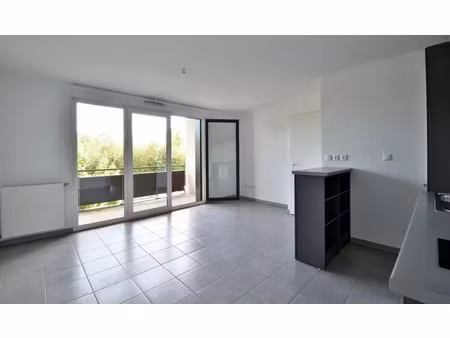 location appartement 2 pièces 41 m² à fonbeauzard (31140)