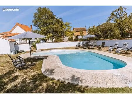 maison 20 pièces 572 m²