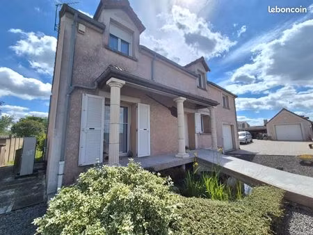 maison 5 pièces 136 m²