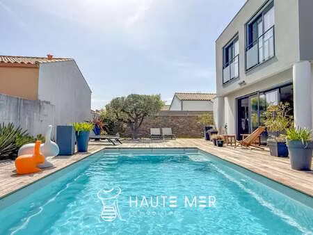 vente maison piscine aux sables-d'olonne (85100) : à vendre piscine / 147m² les sables-d'o