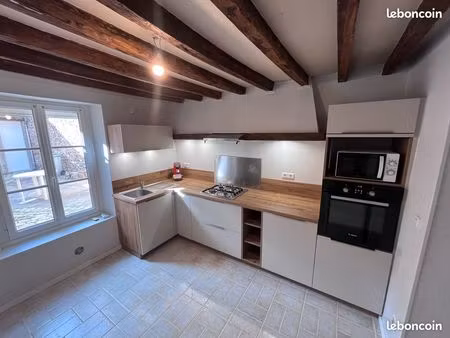 maison 120 m² + dépendance 50 m² – centre bonneval – 3 chambres – rare