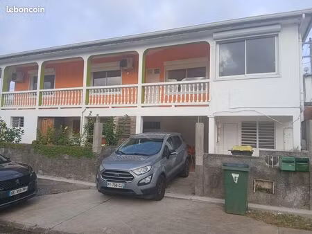 location haut de villa 100m² - goyave