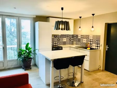 appartement deux pièces  entre parc de la bouzaize et hôpital