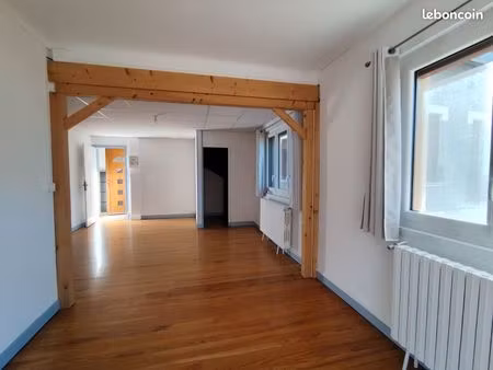 t3 duplex avec mezzanine et grande terrasse